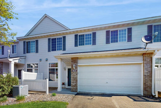 9640 Peony Lane, Maple Grove, MN 55311