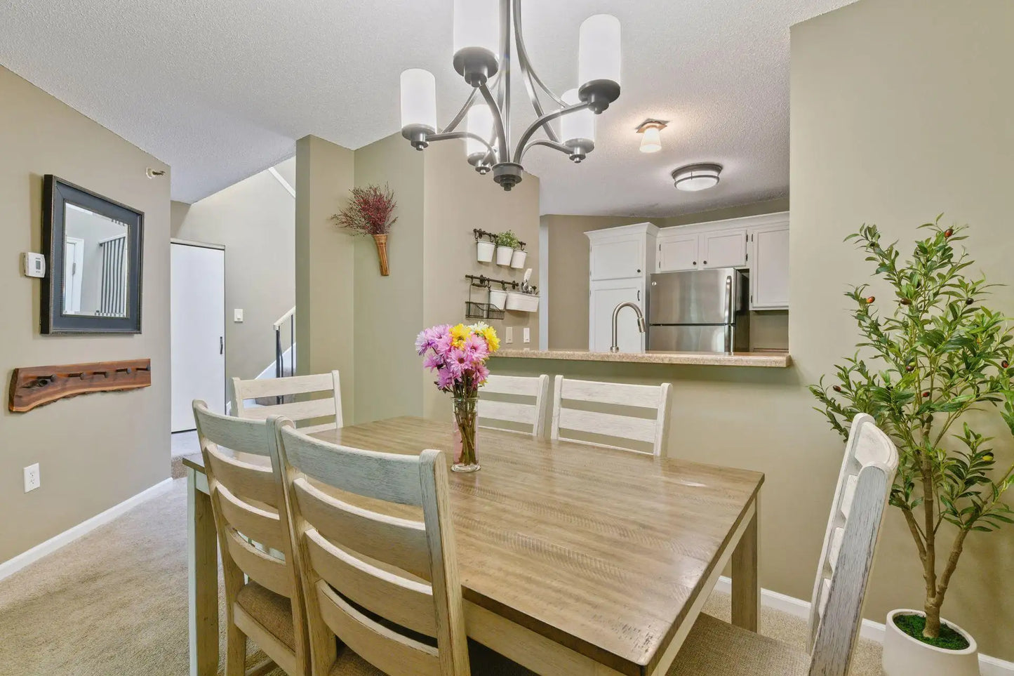 7618 York Avenue, Edina, MN 55435