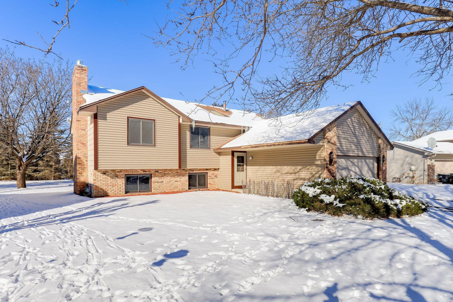 5869 Ridge Creek Road, Shoreview, MN 55126