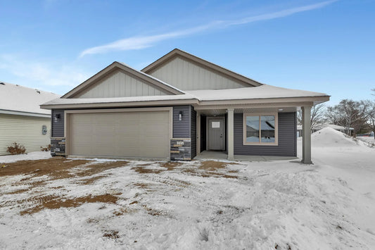 715 Graceview Drive, Saint Joseph, MN 56374