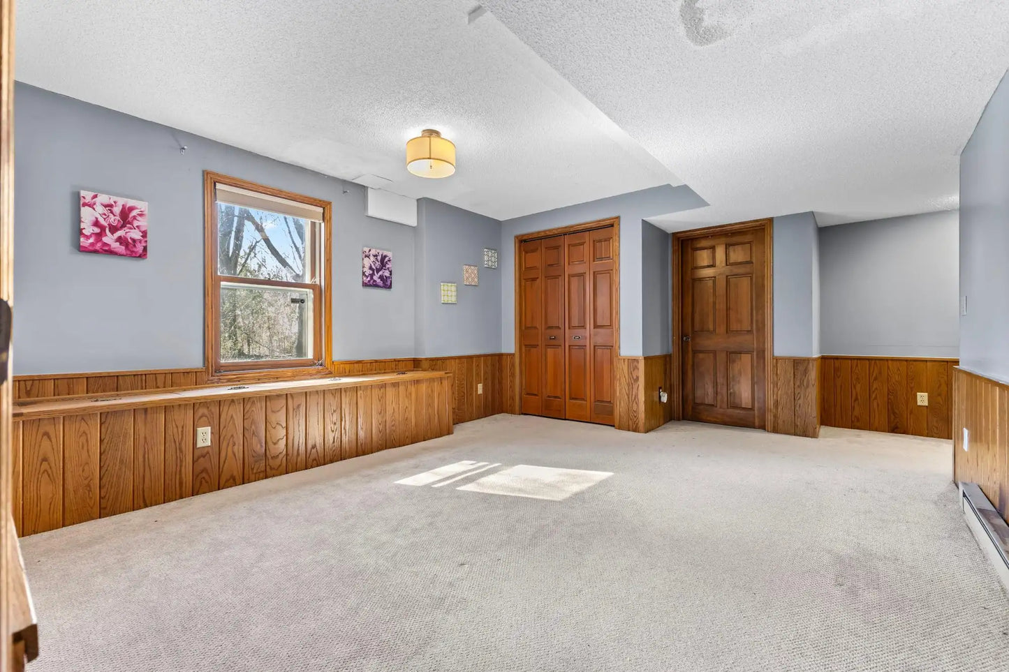 1900 Vernon Drive, Minnetonka, MN 55305