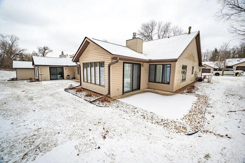 1719 Cobblestone Court, Red Wing, MN 55066