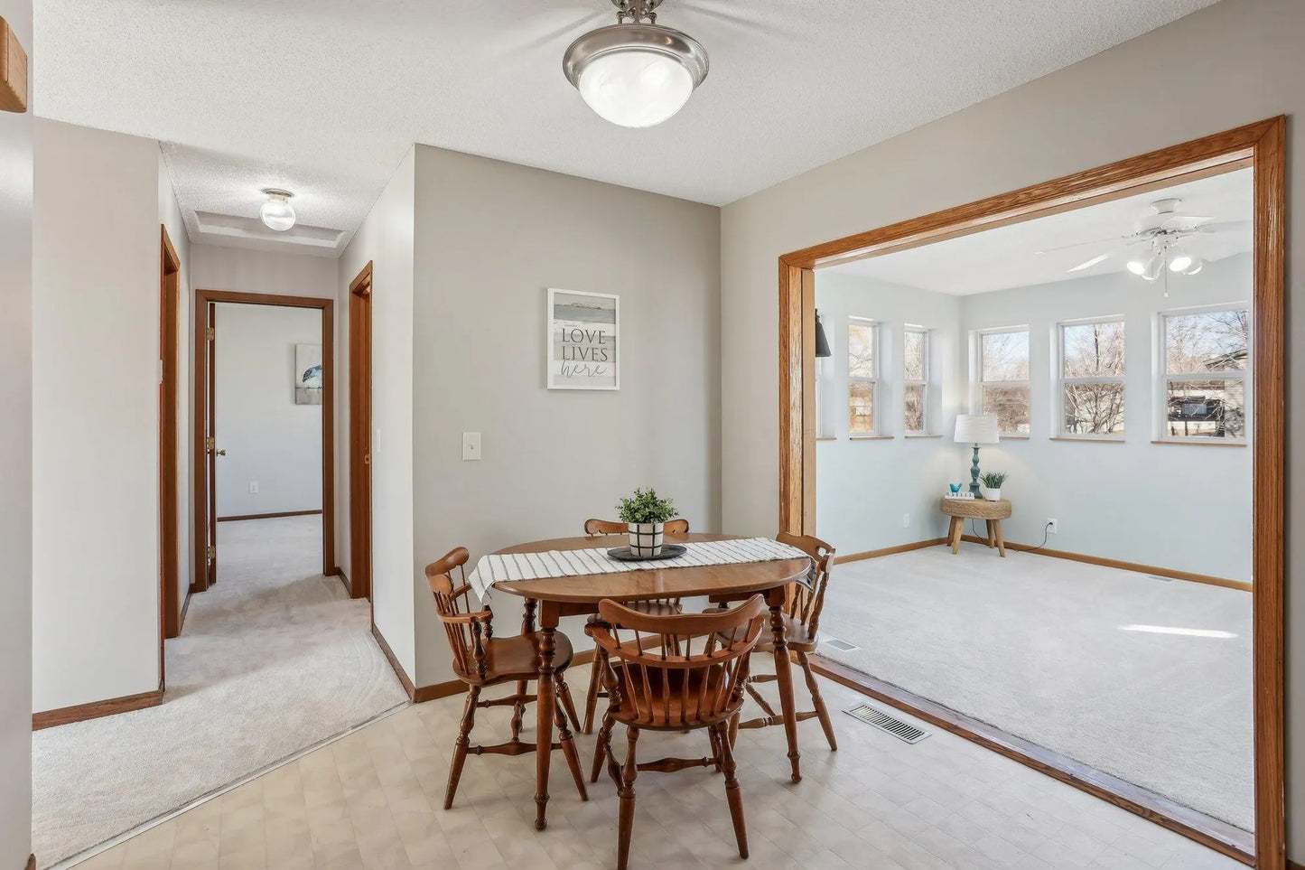 9090 Tanager Circle, Monticello, MN 55362