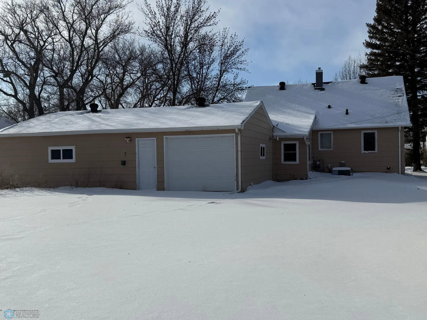 818 12th Street, Breckenridge, MN 56520