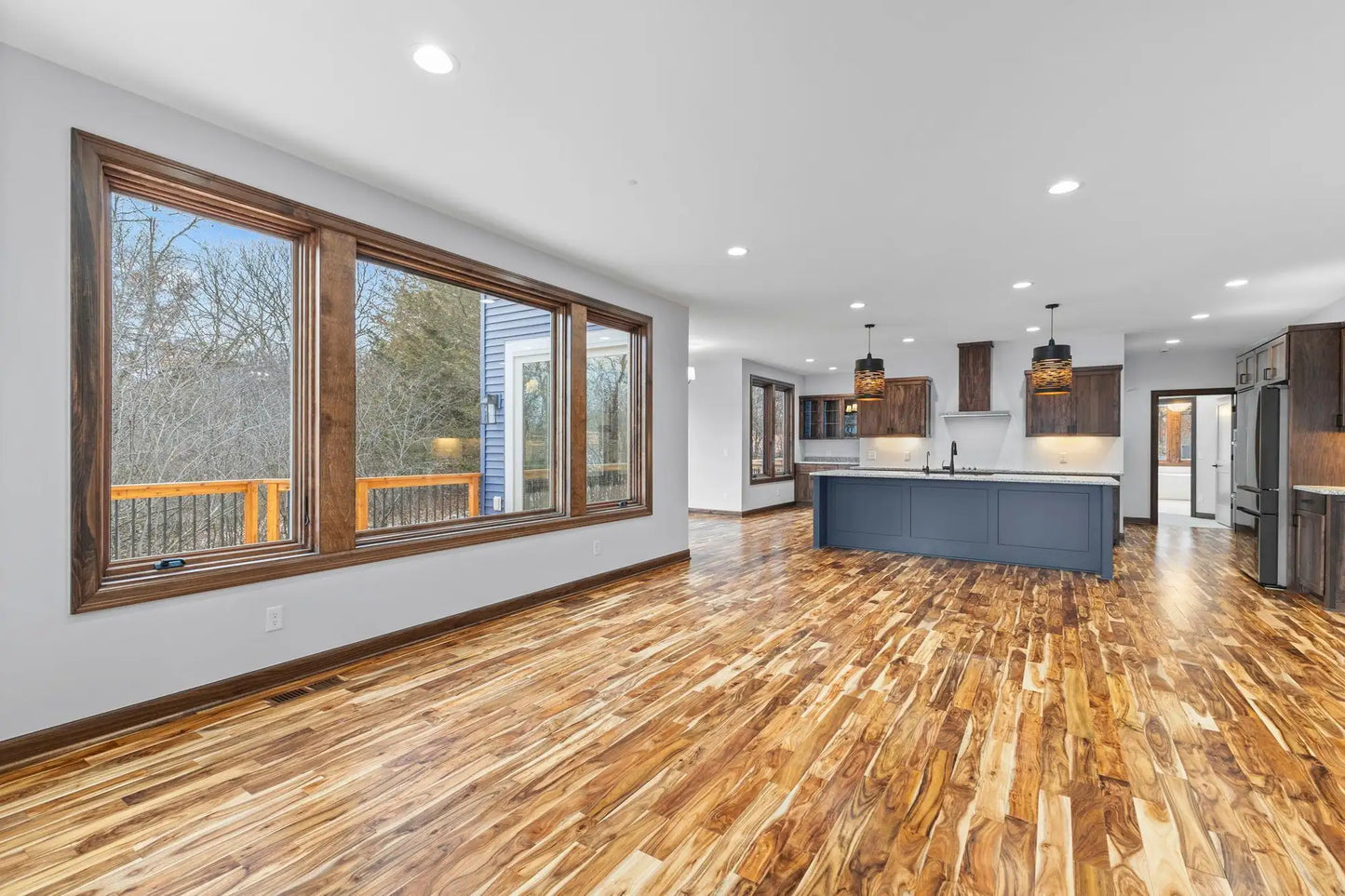 5534 Conifer Trail, Minnetonka, MN 55345