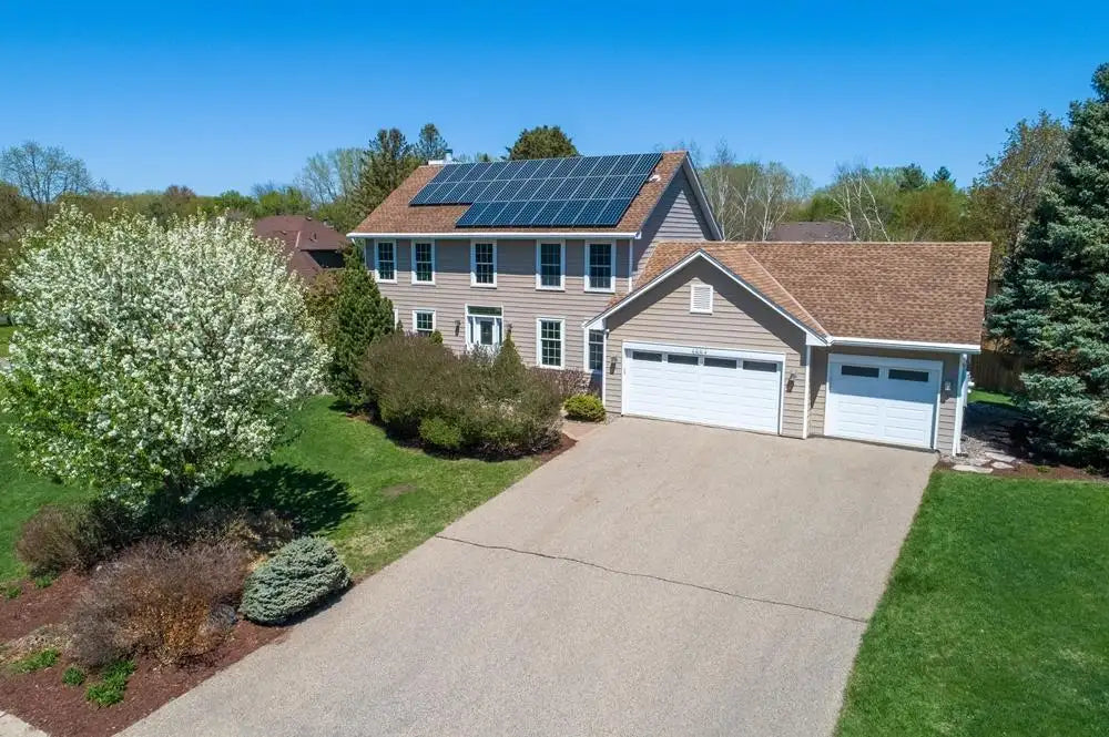 3662 Wescott Hills Drive, Eagan, MN 55123