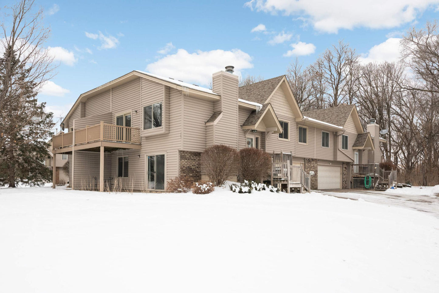 203 Galtier Place, Shoreview, MN 55126