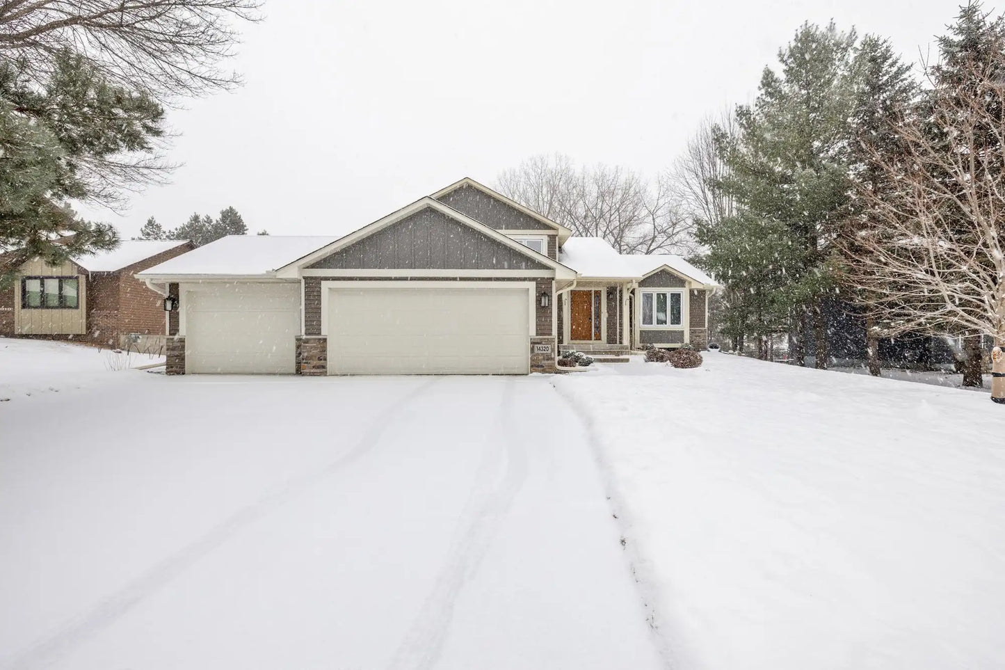 14320 Cobbler Avenue, Rosemount, MN 55068