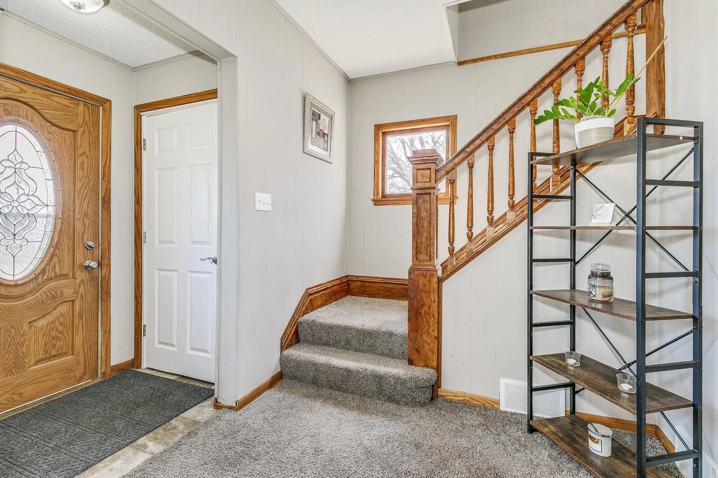 1047 York Avenue, Saint Paul, MN 55106