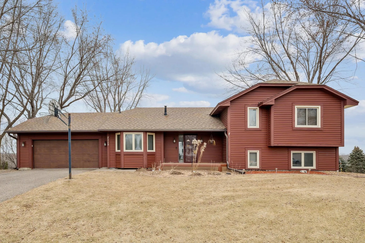 7115 Lower 170th Court, Lakeville, MN 55068