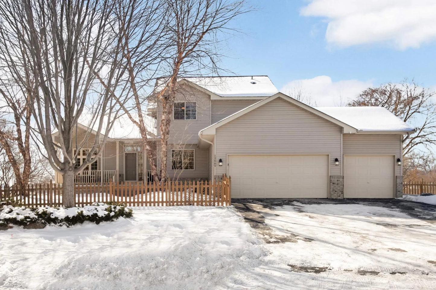 12665 Elm Parkway, Rogers, MN 55374