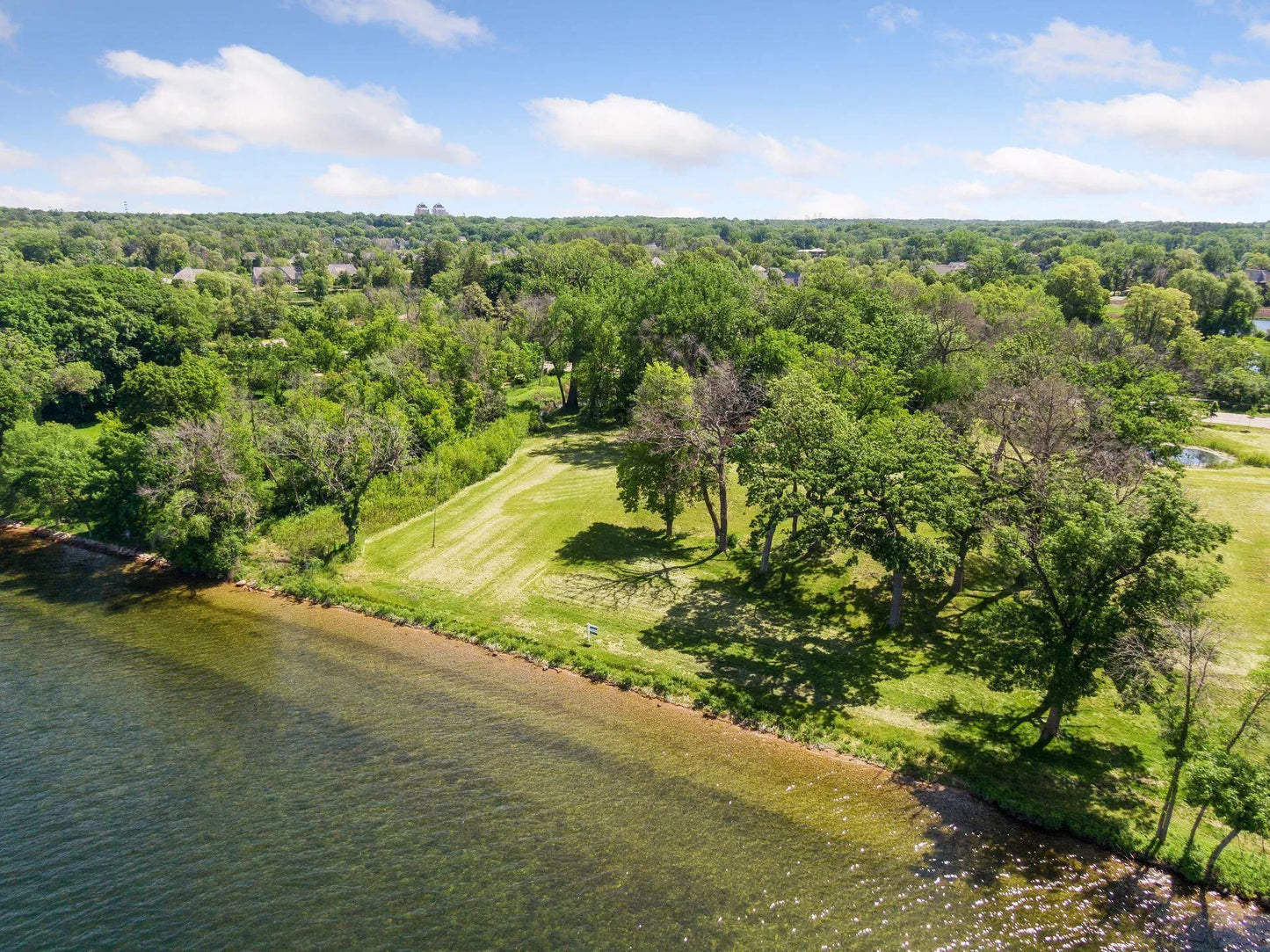 535 Bushaway Road, Wayzata, MN 55391