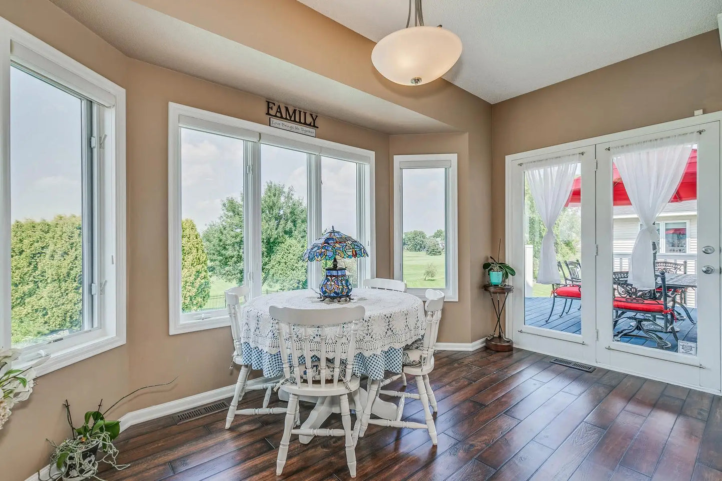 2692 Eagle Valley Drive, Woodbury, MN 55129