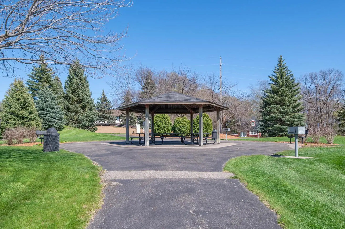 1265 Langewood Drive, Minnetrista, MN 55364