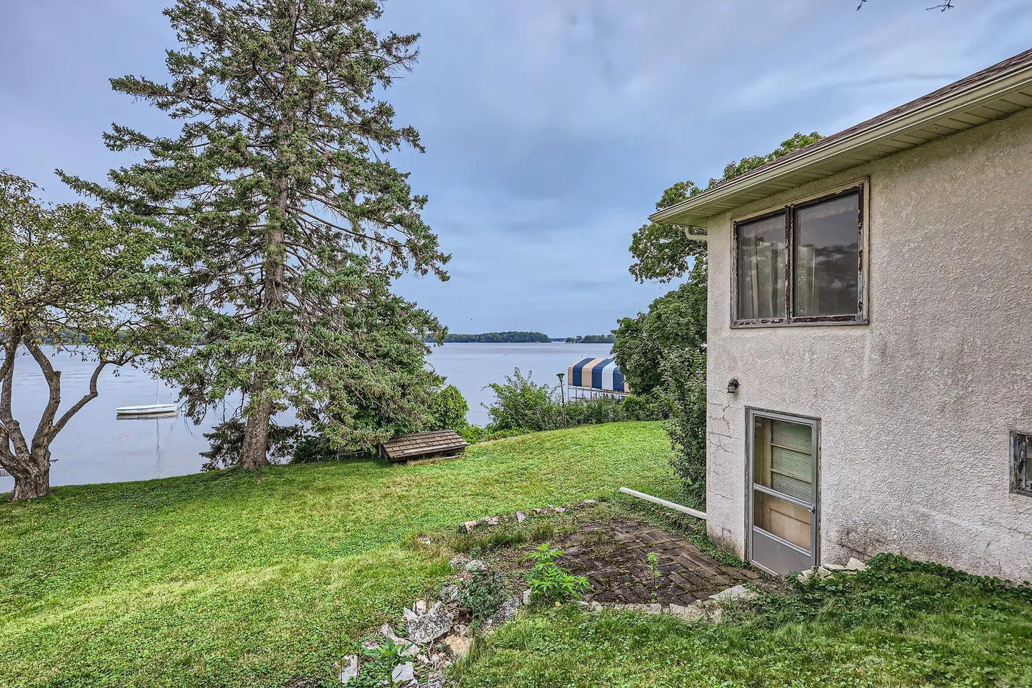 45 Lakeview Avenue , Tonka Bay, MN 55331