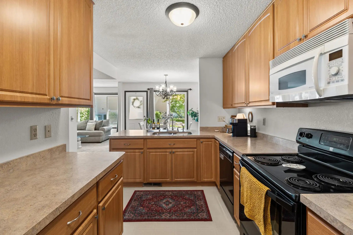 5898 Cahill Avenue, Inver Grove Heights, MN 55076