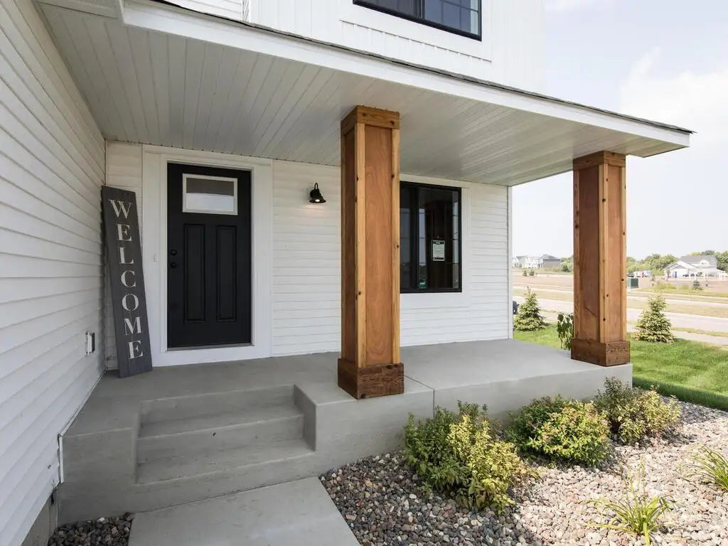 8082 180th Street West , Lakeville, MN 55044