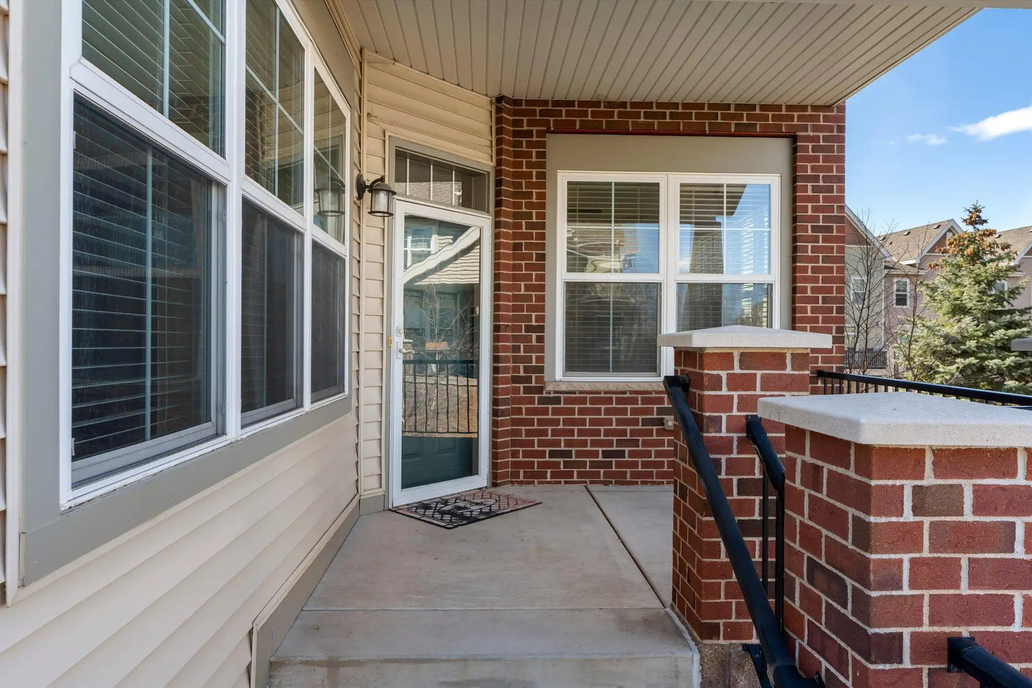8083 Magnolia Lane, Maple Grove, MN 55369
