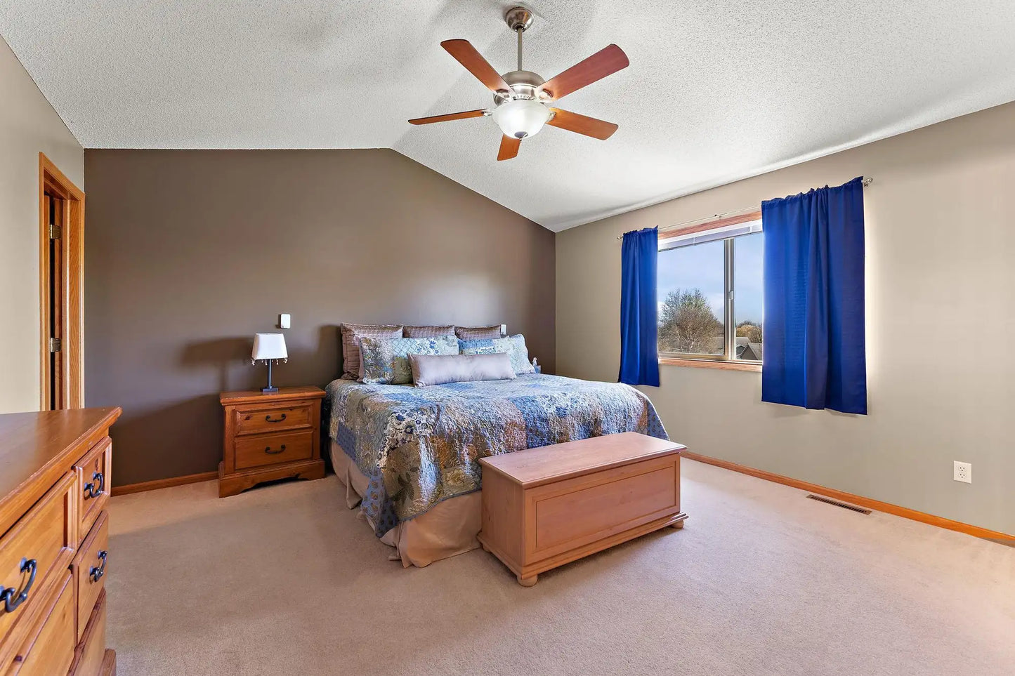 19598 Ewing Street, Farmington, MN 55024