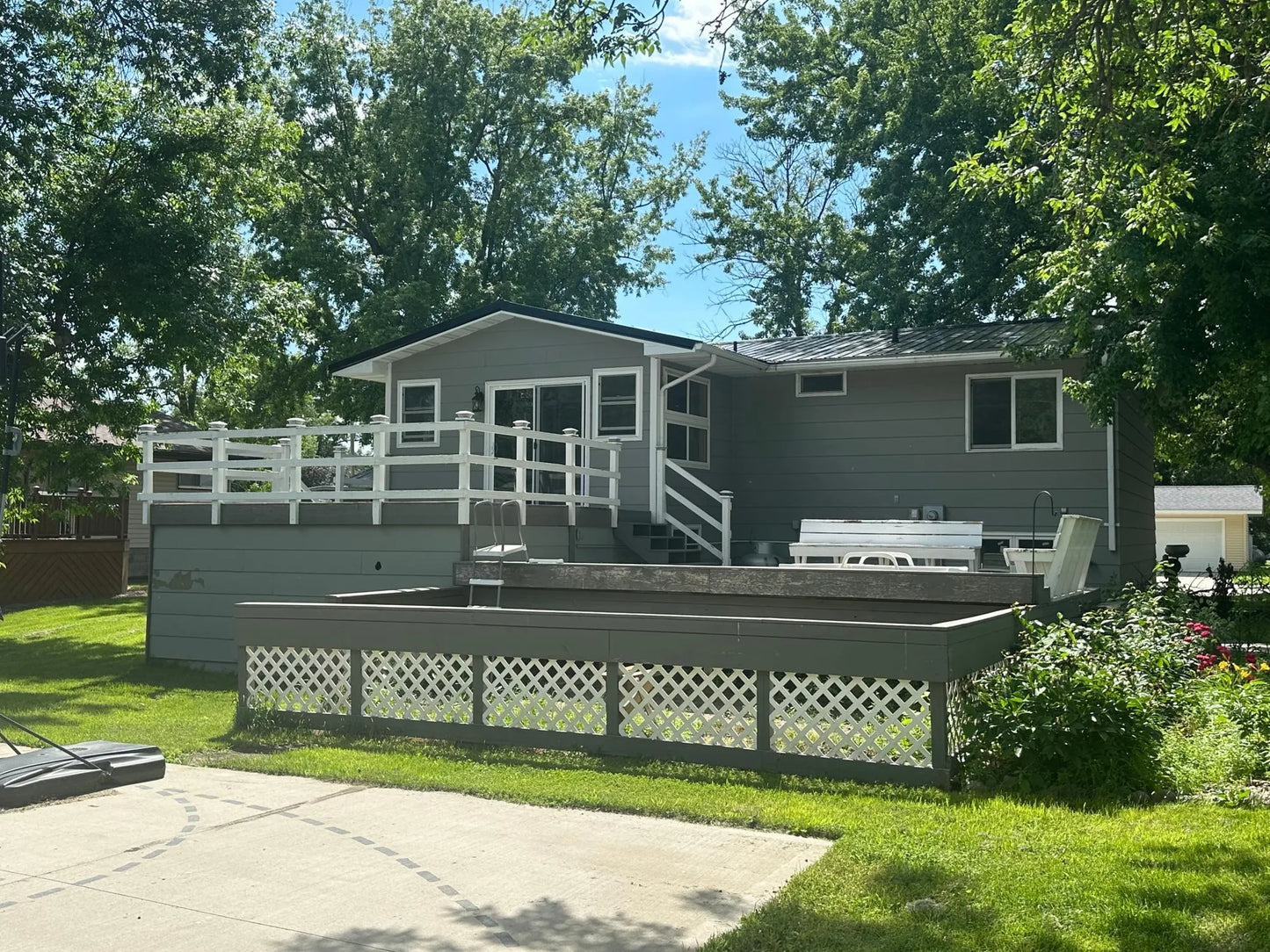 153 2nd Street, Dawson, MN 56232