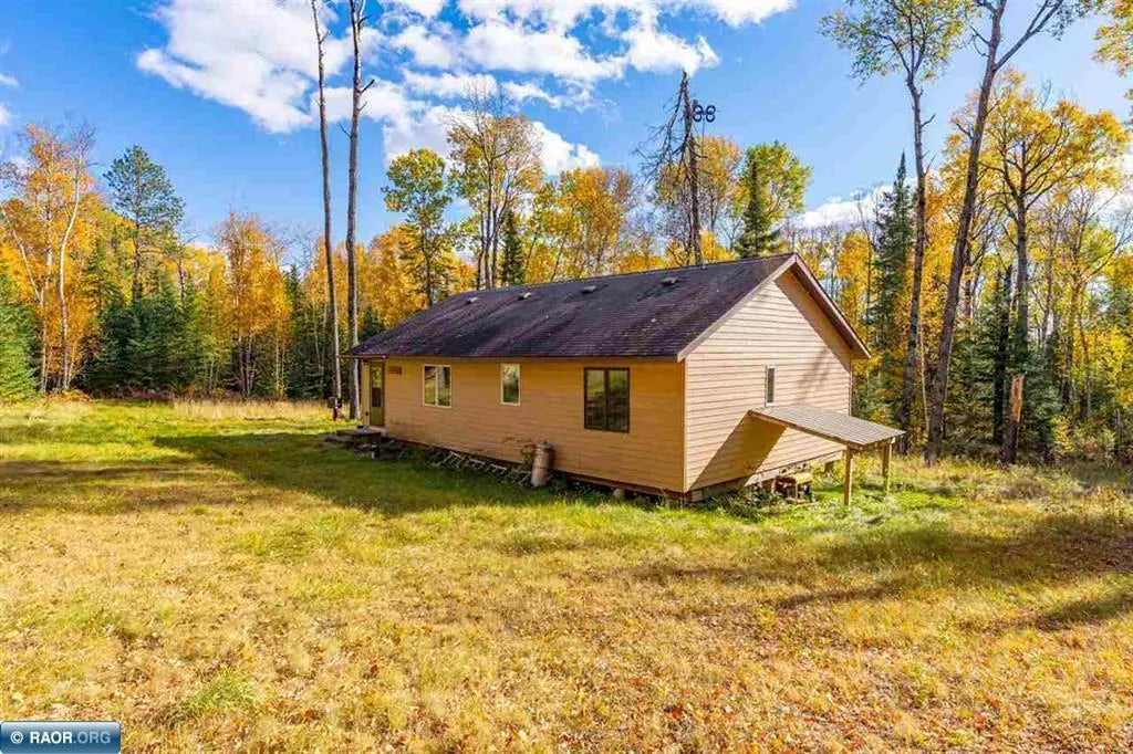 6301 Hunters Pass, Tower, MN 55790