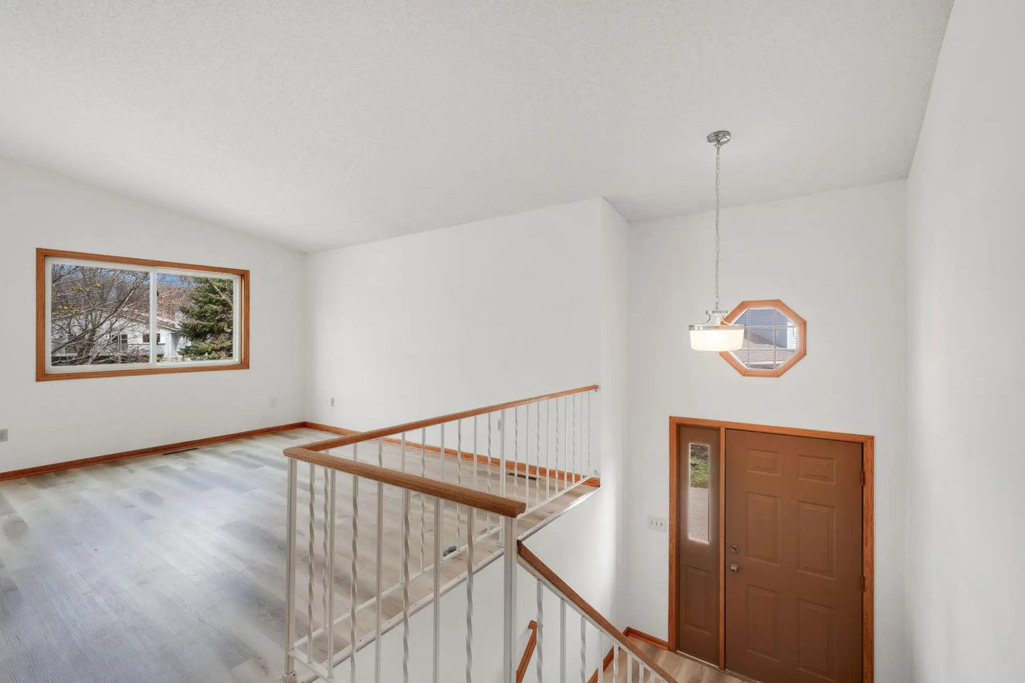 1130 Aston Place, Burnsville, MN 55337