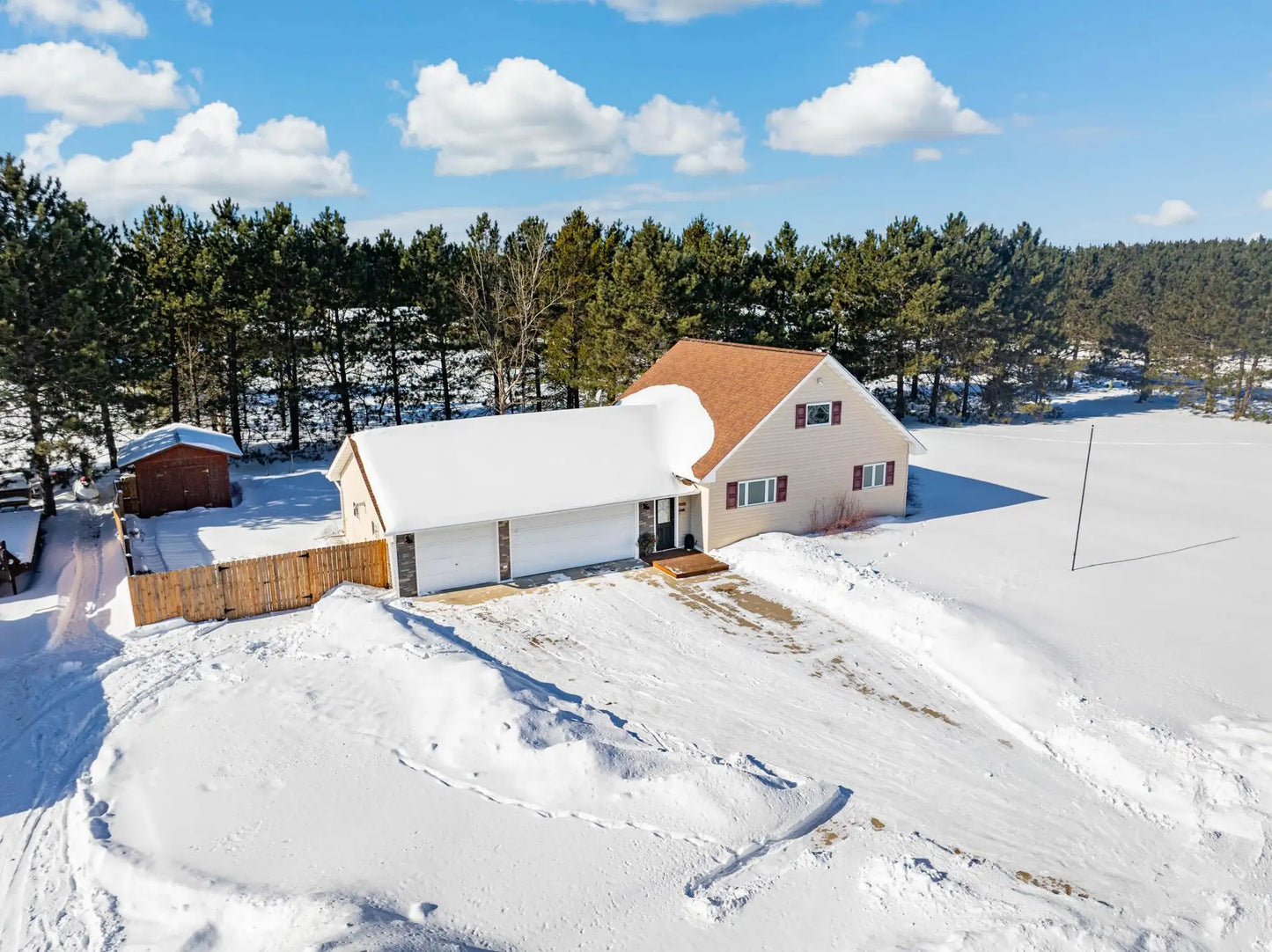 14 Maple Boulevard, Babbitt, MN 55706