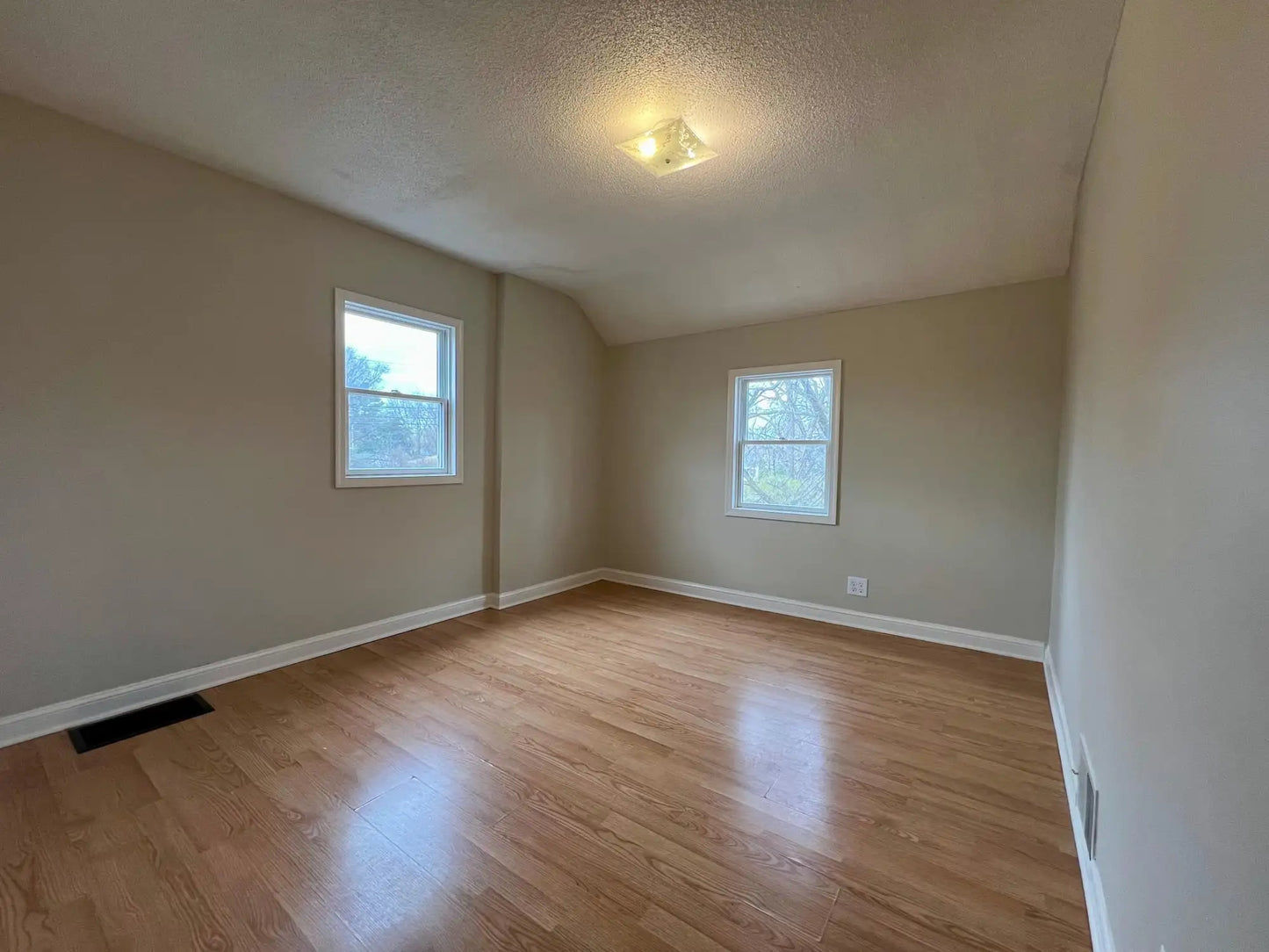 5701 Bryant Avenue, Brooklyn Center, MN 55430