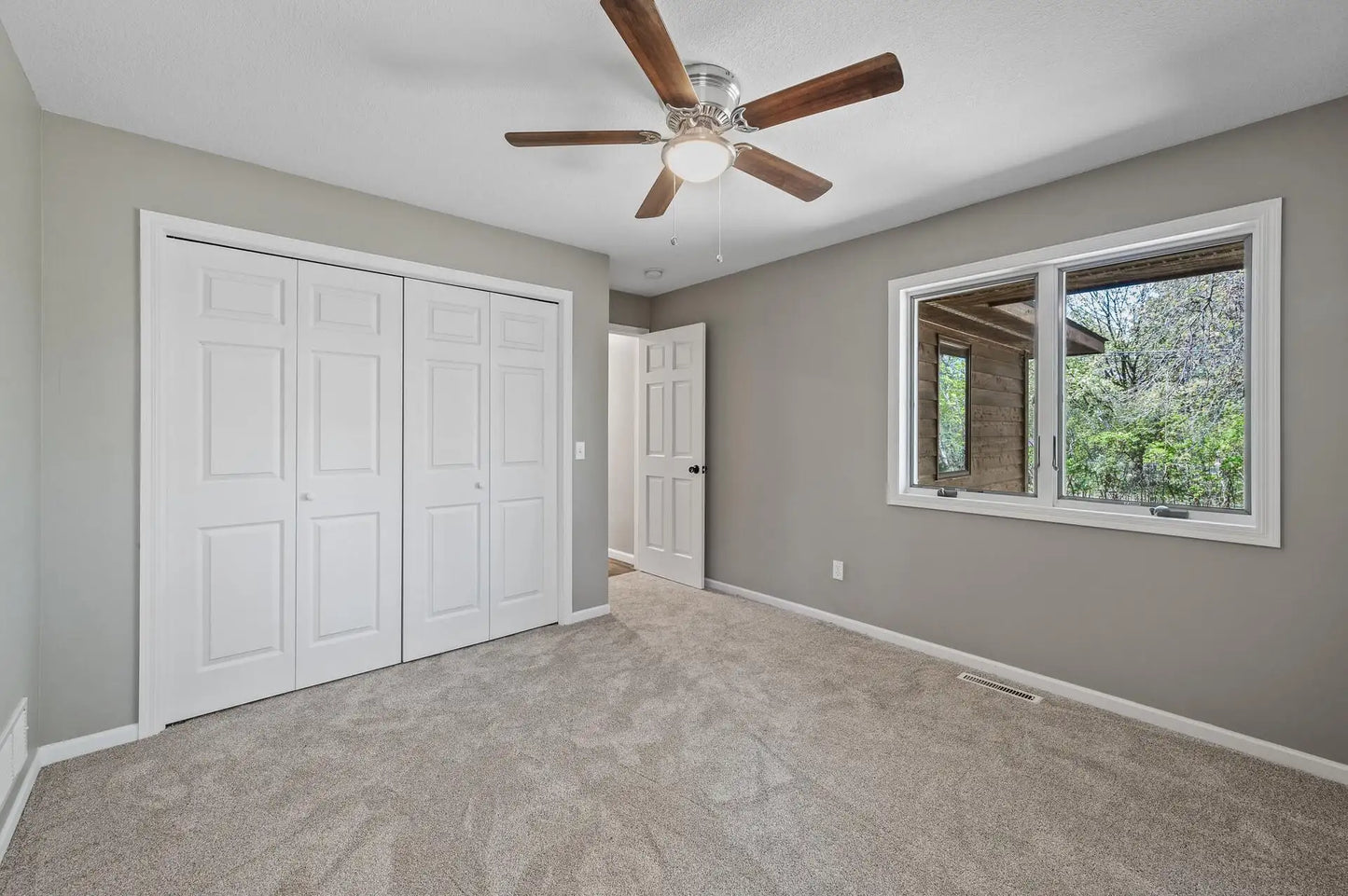 25985 Smithtown Road, Shorewood, MN 55331