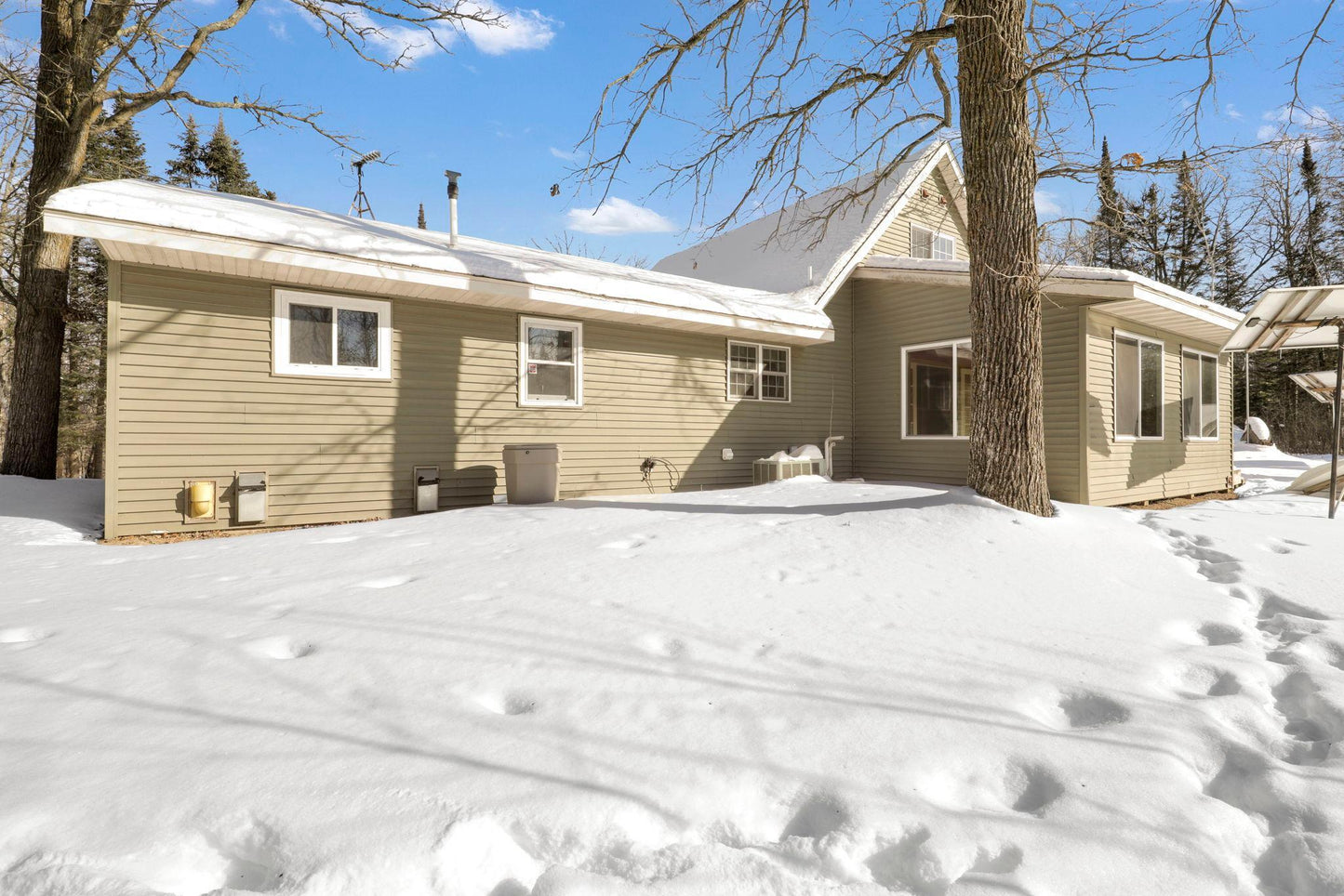 28345 Sunrise Circle, Brook Park, MN 55007