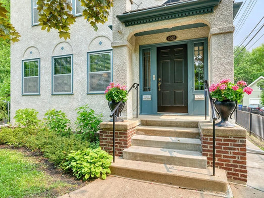 2292 Valentine Avenue, Saint Paul, MN 55108