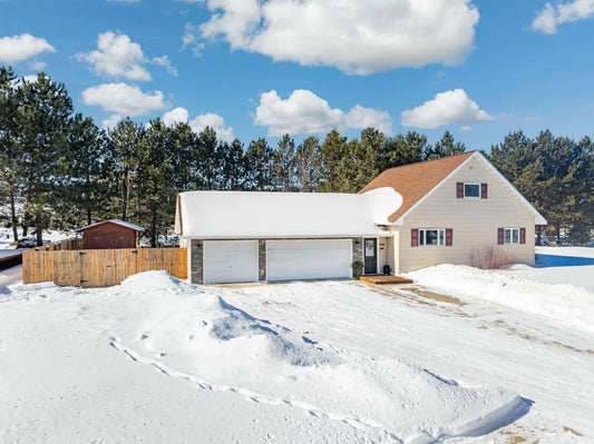 14 Maple Boulevard, Babbitt, MN 55706