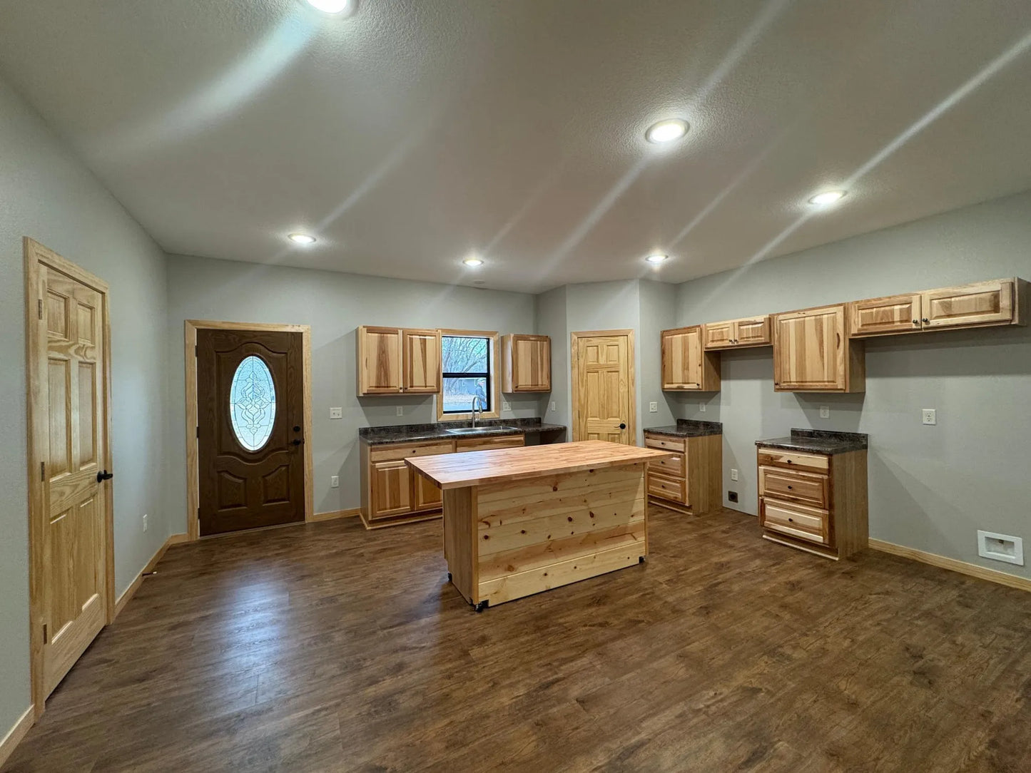 2610 County Rd 39 , Rutledge, MN 55795