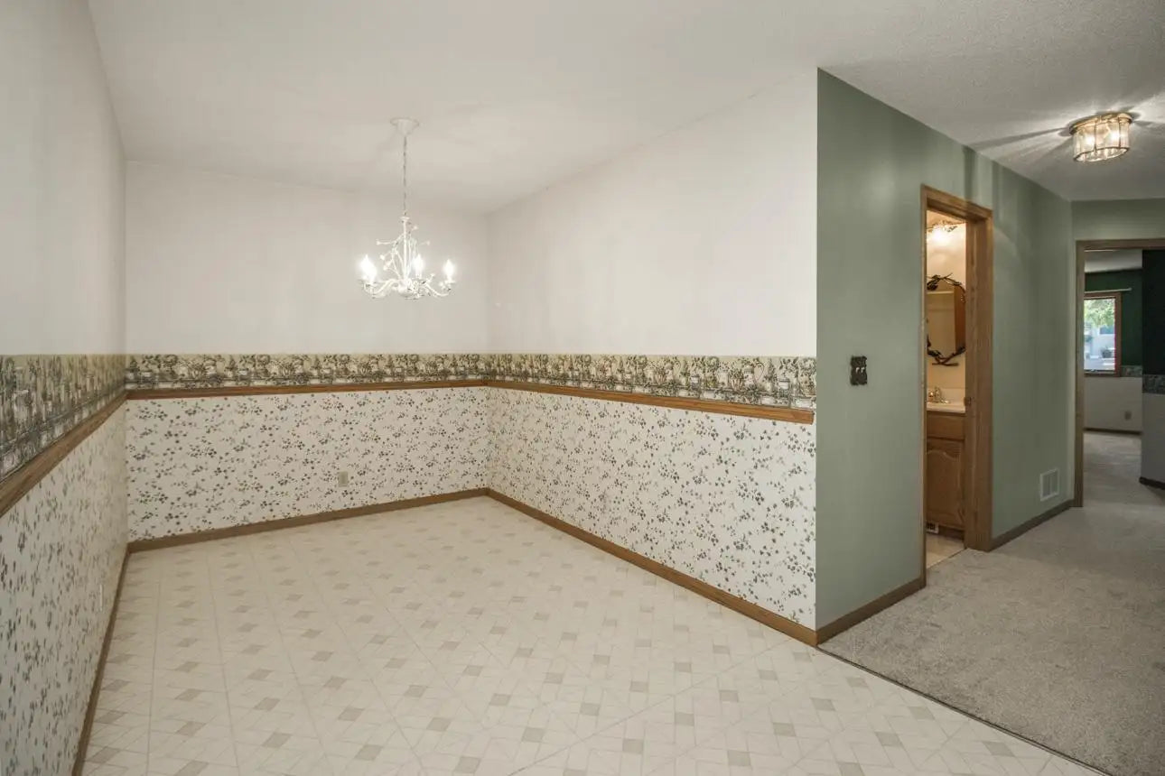 1922 Eastridge Court, Stillwater, MN 55082