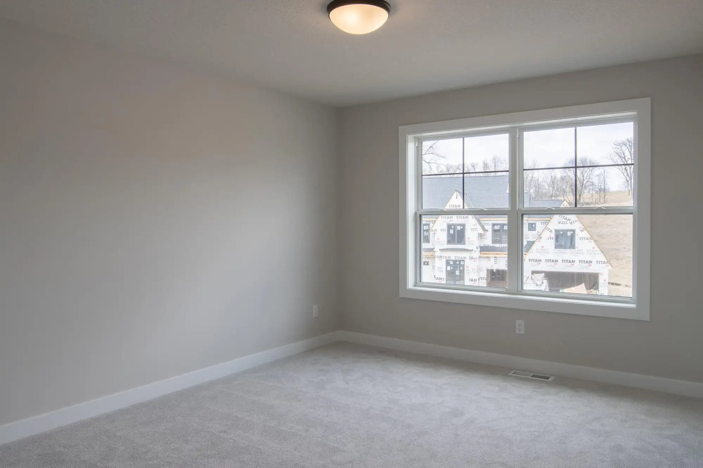 5527 Scenic Loop Run, Victoria, MN 55386