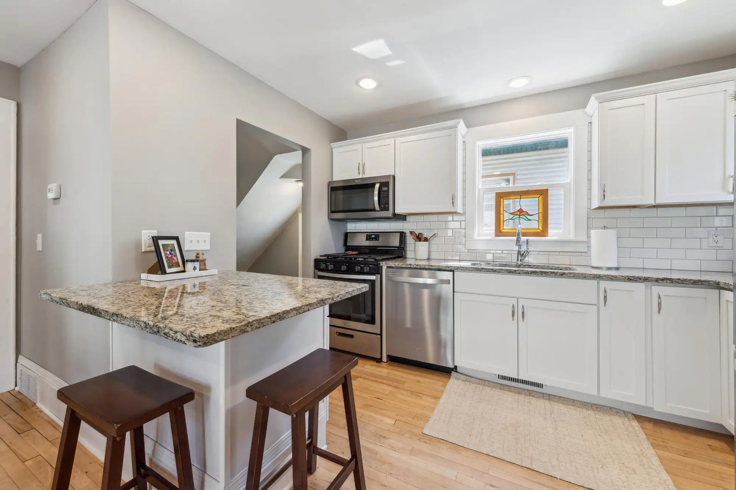 1061 Oxford Street, Saint Paul, MN 55103