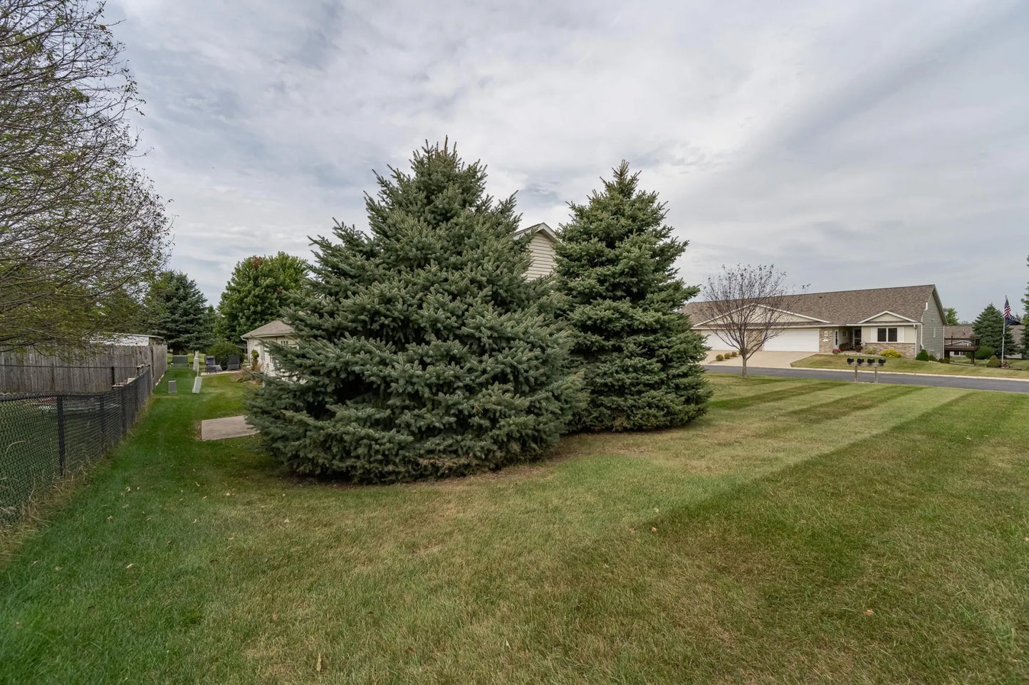 600 15 1/2 Avenue, Kasson, MN 55944