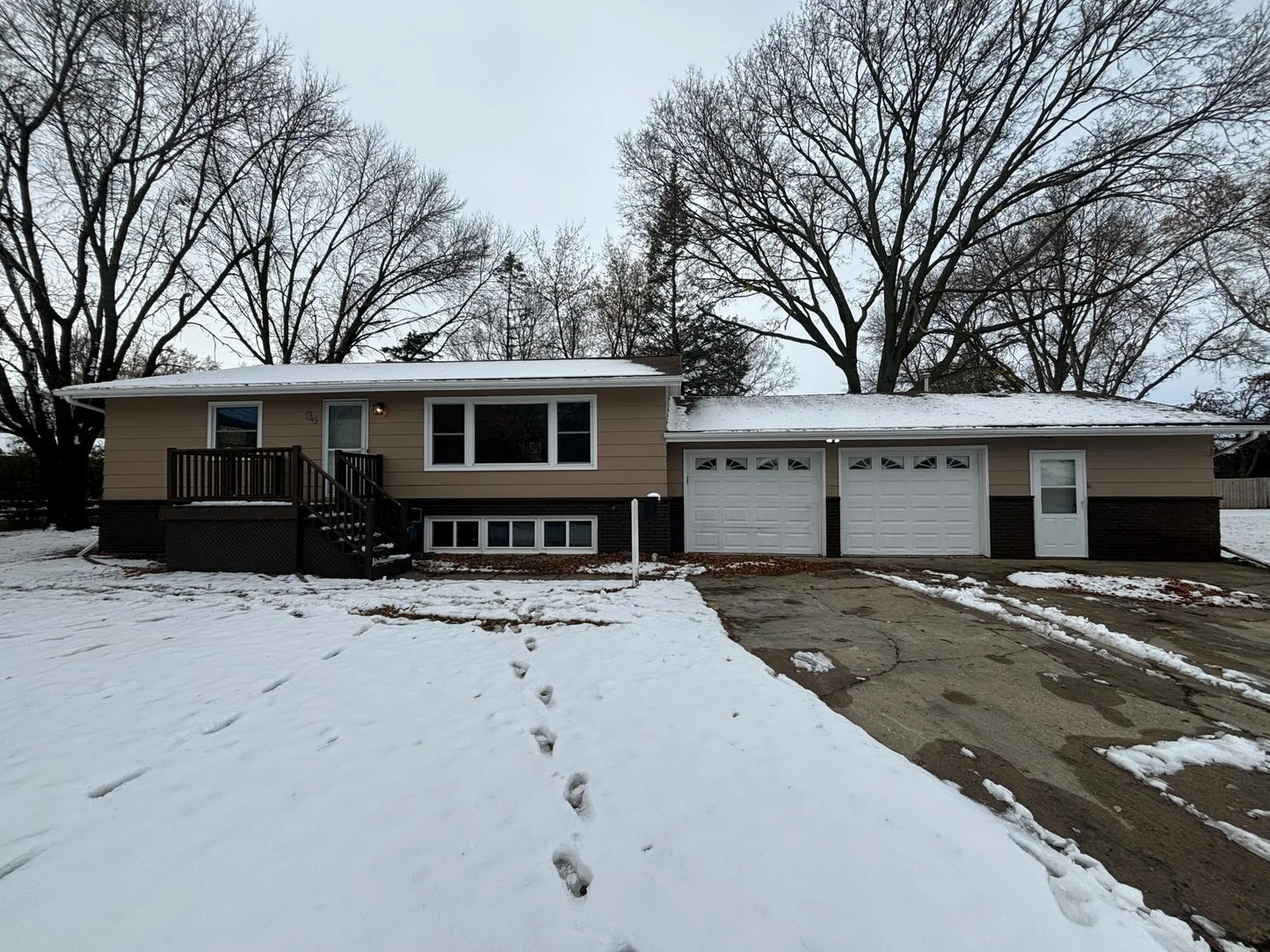 34 10th Avenue, Hutchinson, MN 55350