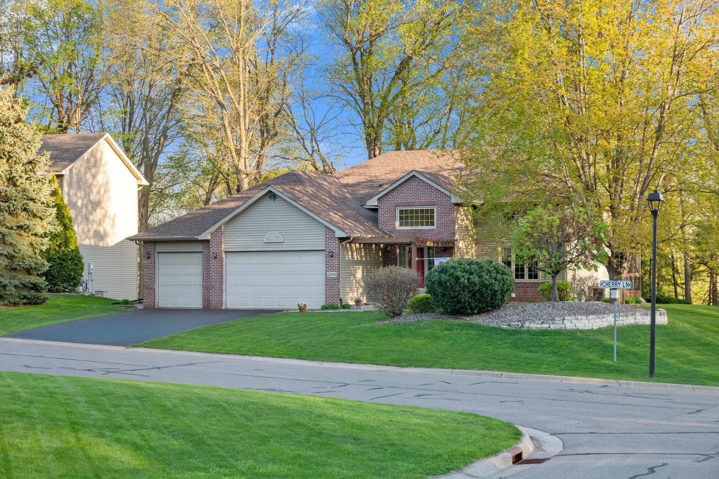 5000 Cherry Lane, Rockford, MN 55373