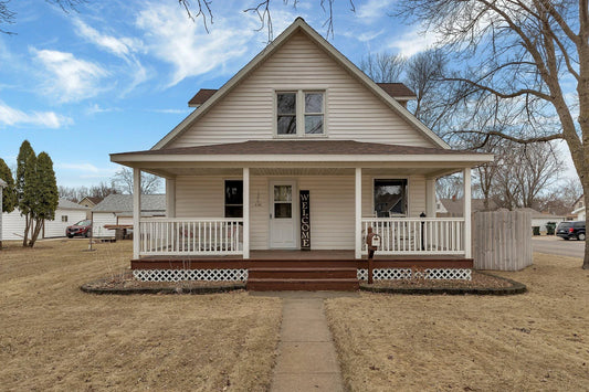 126 2nd Street, Melrose, MN 56352