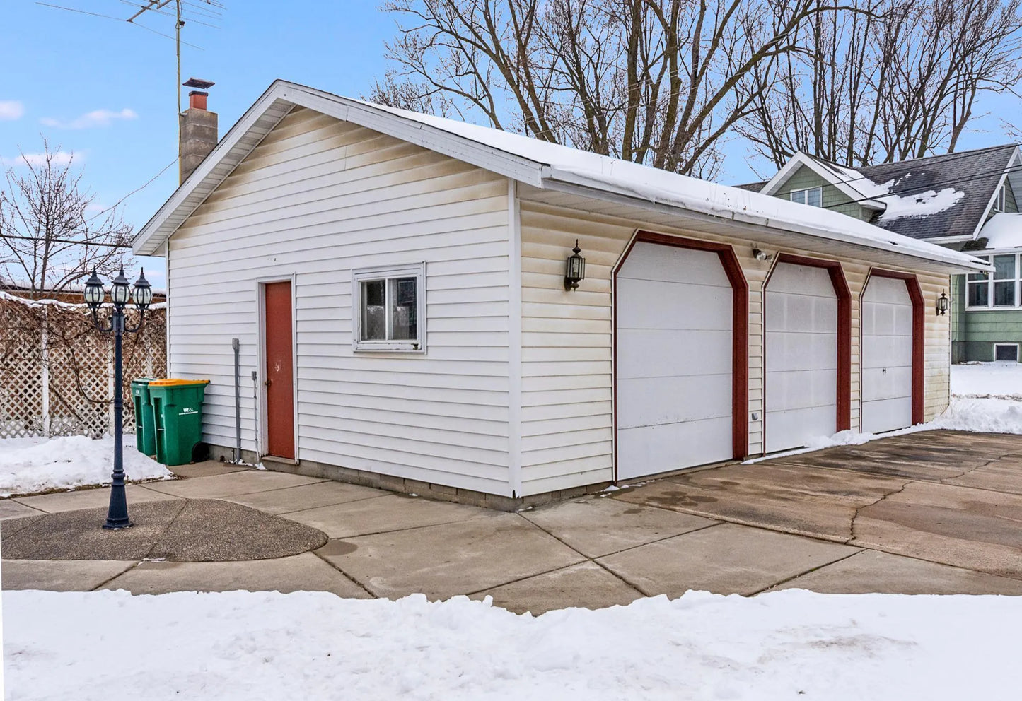 400 4th Street, Montgomery, MN 56069