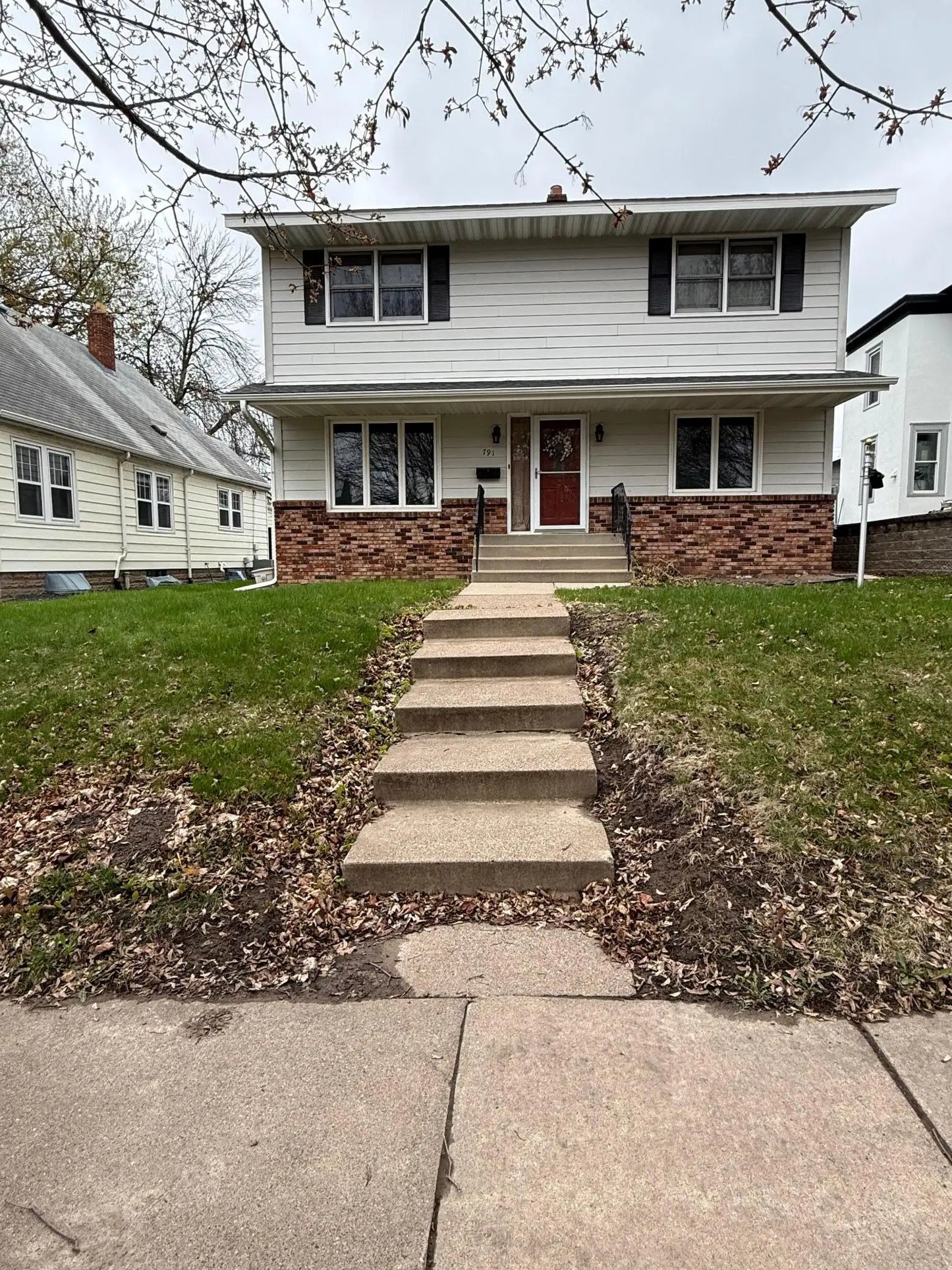 791 Cottage Avenue, Saint Paul, MN 55106
