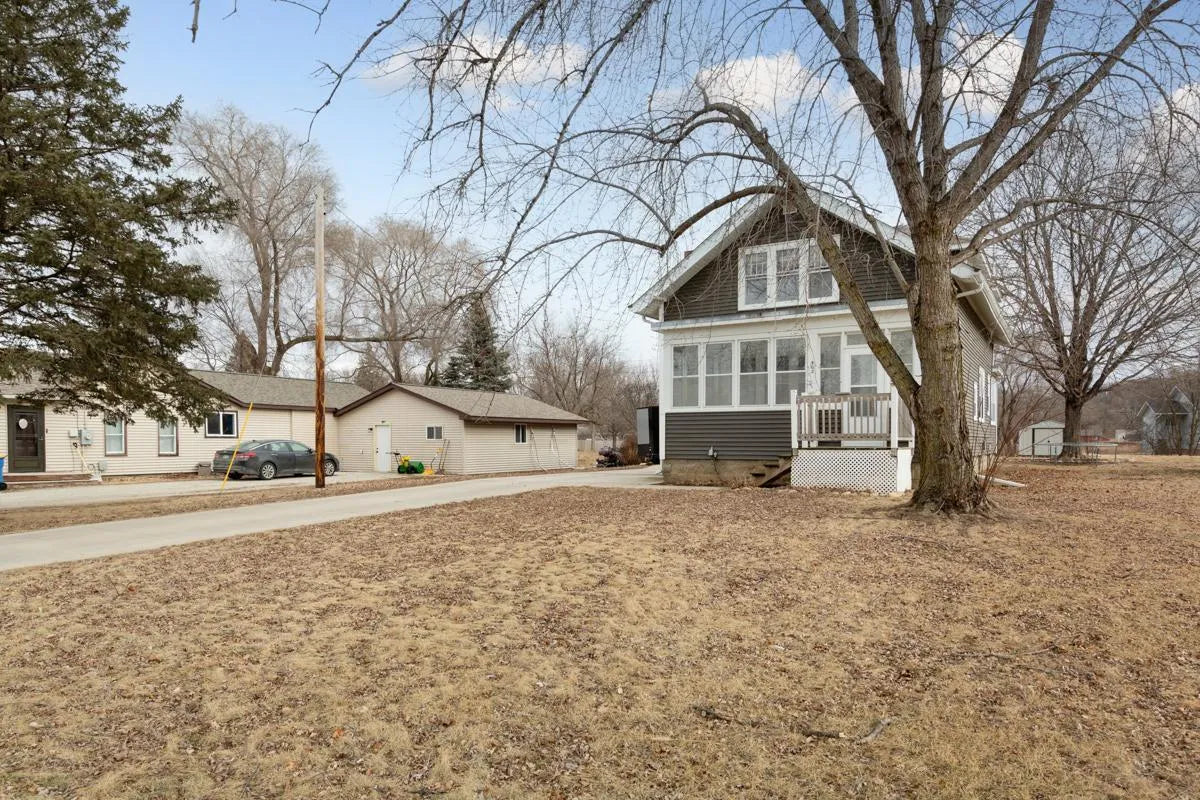 402 Main Street, Medford, MN 55049