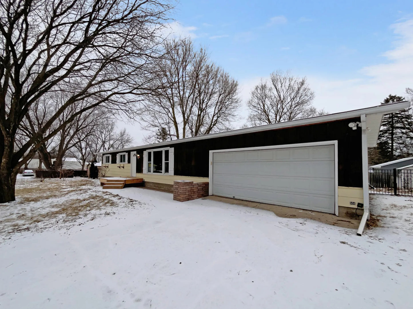 5530 Bryant Street, Maple Plain, MN 55359