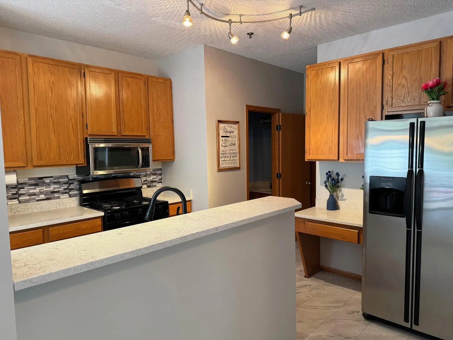 17908 Cobblestone Way, Eden Prairie, MN 55347