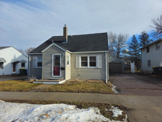 737 7th Avenue, Pipestone, MN 56164