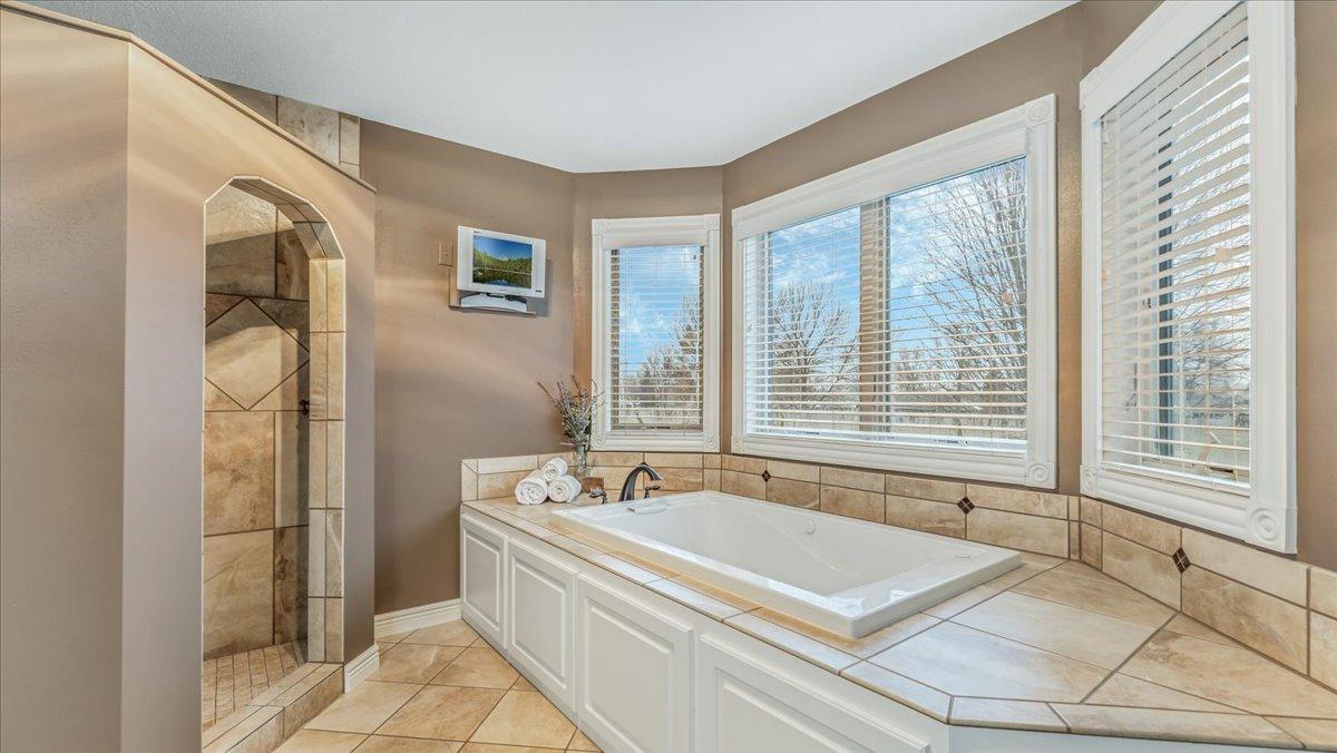 119 River Oaks Drive, Cold Spring, MN 56320