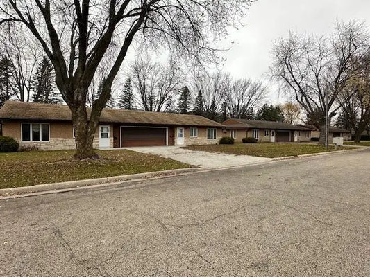 801-803-805 Sprague Street, Caledonia, MN 55921