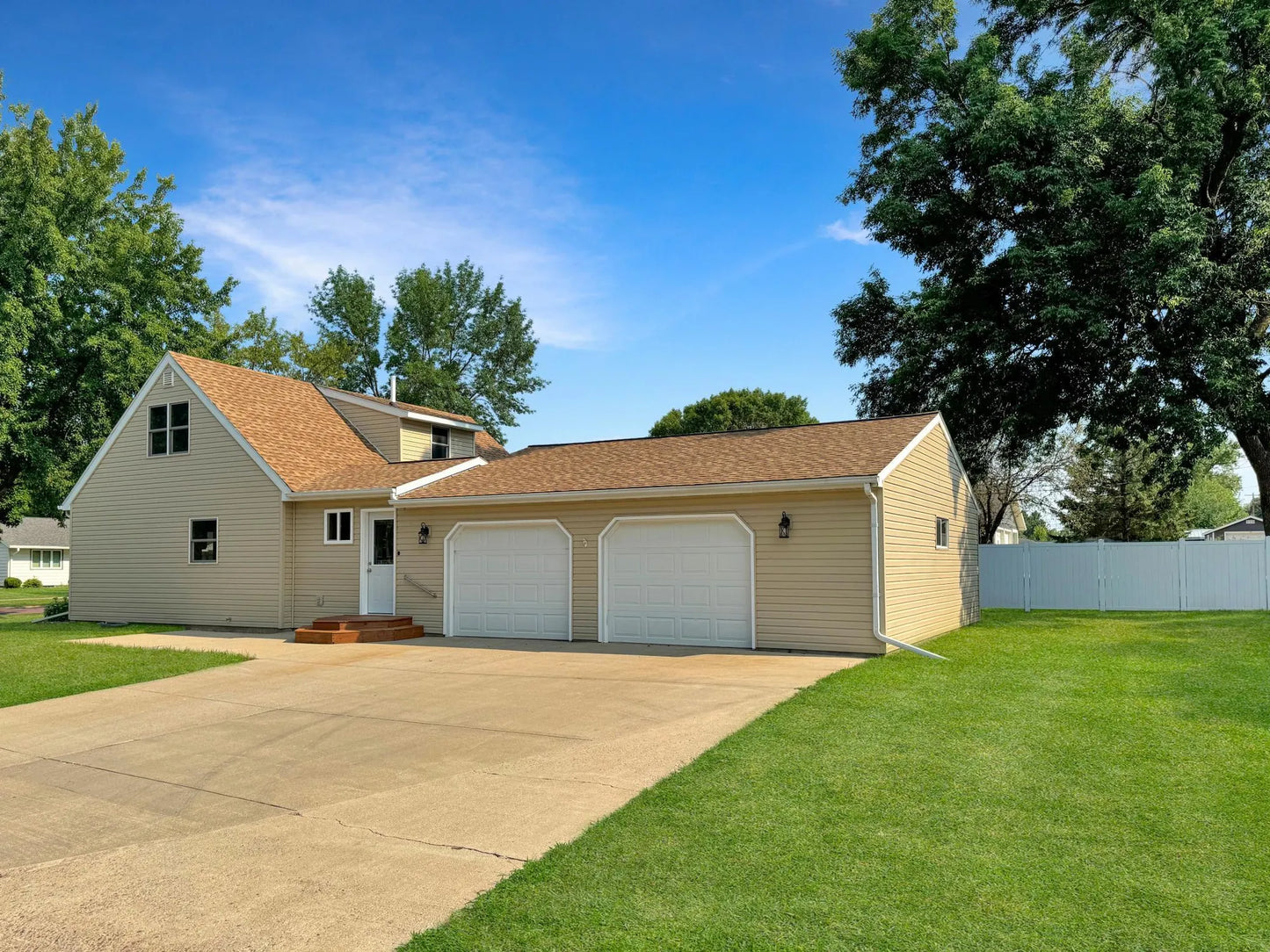 2908 Pine Avenue, Slayton, MN 56172