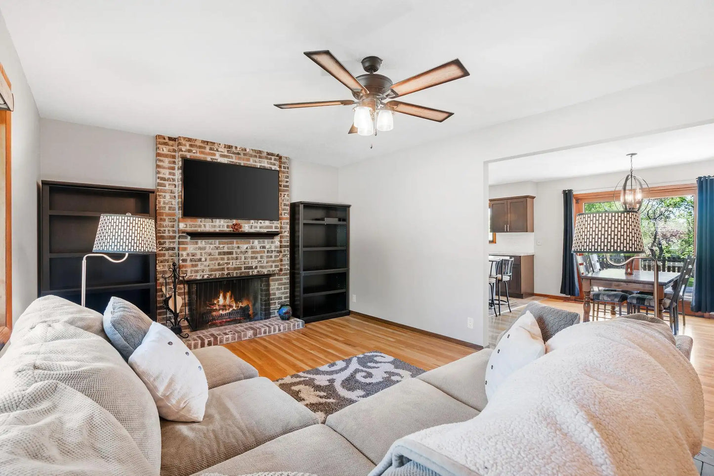 13621 Fairlawn Avenue, Apple Valley, MN 55124